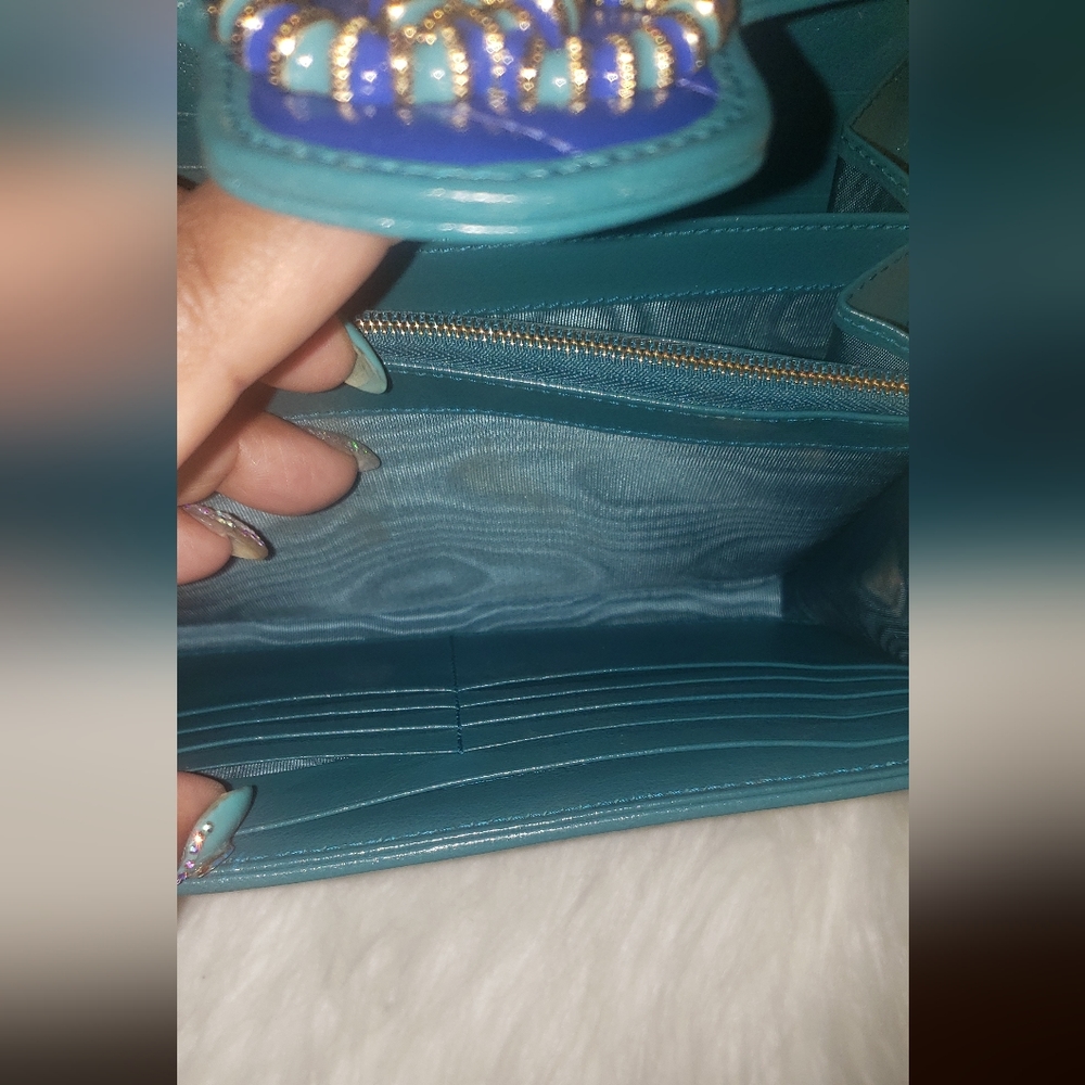 Gucci GG Marmont Mini Bag - Picture 5 of 8